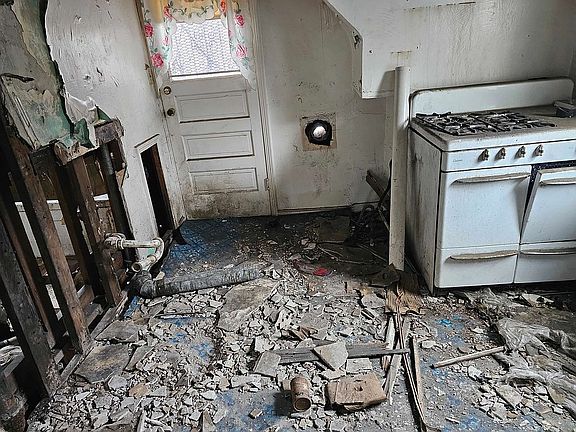 1437 - 3rd floor kitchen