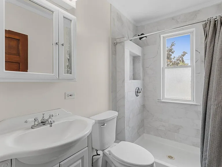 616 Hevey St — Photo 16