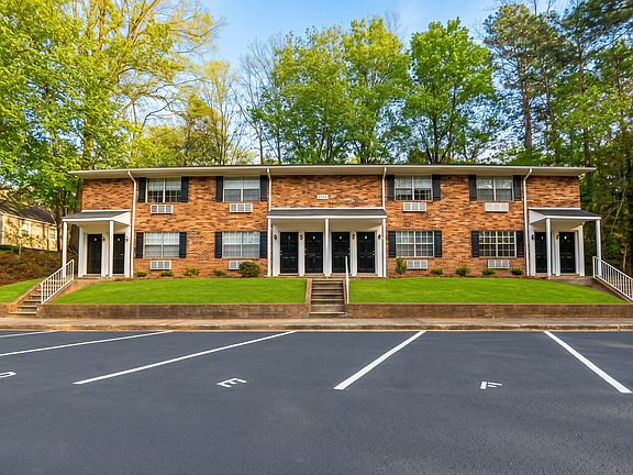 2nd image of 1024 Ashwood Ct #76fcd86d2