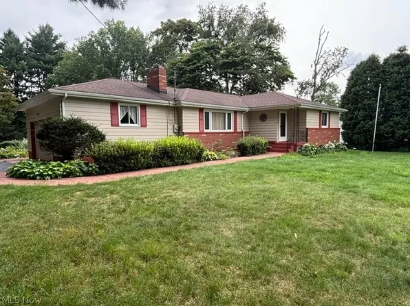 2170 Delaware Ave, Akron, OH 44312