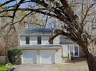 816 Martin Rd, Stone Mountain, GA 30088