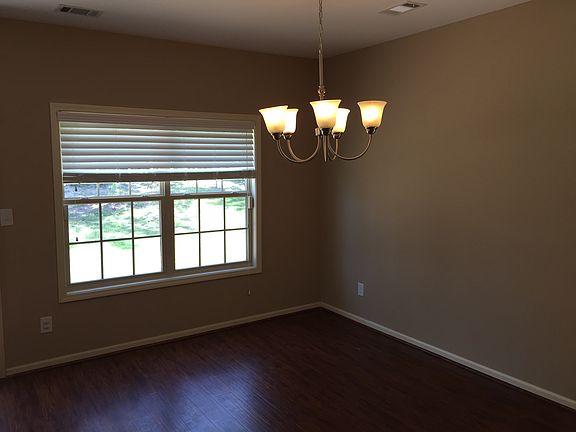 August 2015 435_10102015