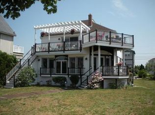 75 Point Ave, Warwick, RI 02889