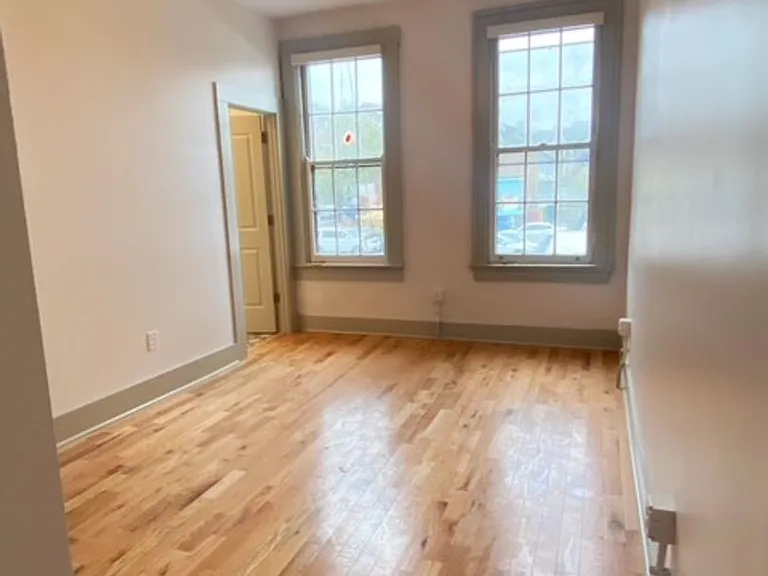 1338 Main Street — Photo 17