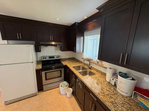 2 bedroom rental in Vancouver — photo 18