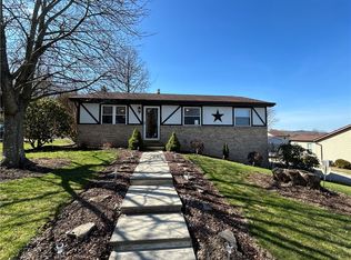 2424 Collinhill Pl, West Newton, PA 15089