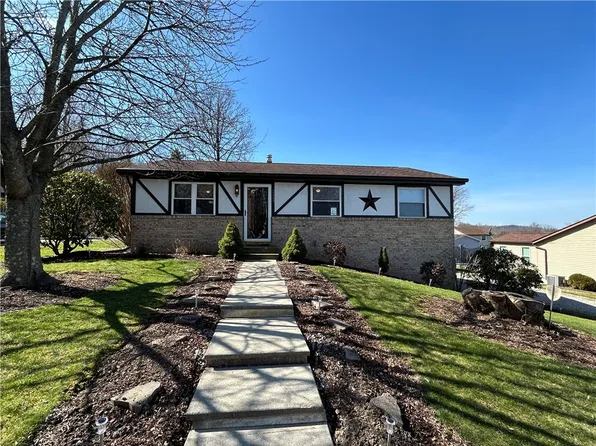 2424 Collinhill Pl, West Newton, PA 15089