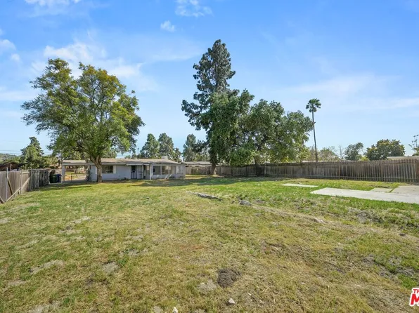 11217 Allegheny St, Sun Valley, CA 91352