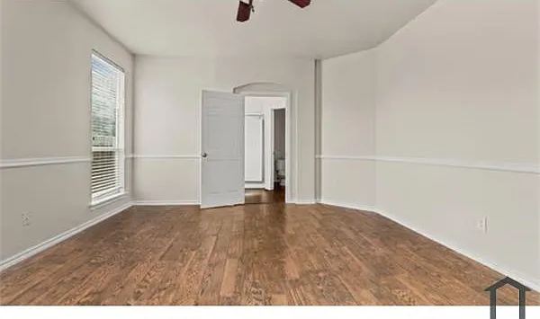 6309 Melanie Dr — Photo 7