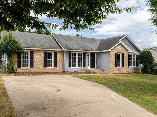 1710 Fox Ln, Harrisonburg, VA 22801