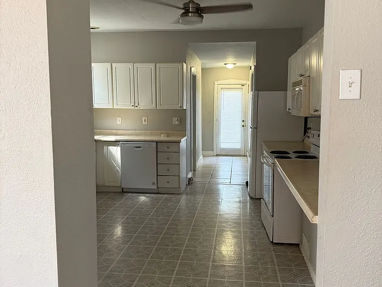147 E Etta Ave — Photo 11