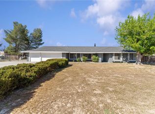 19326 Yanan Rd, Apple Valley, CA 92307