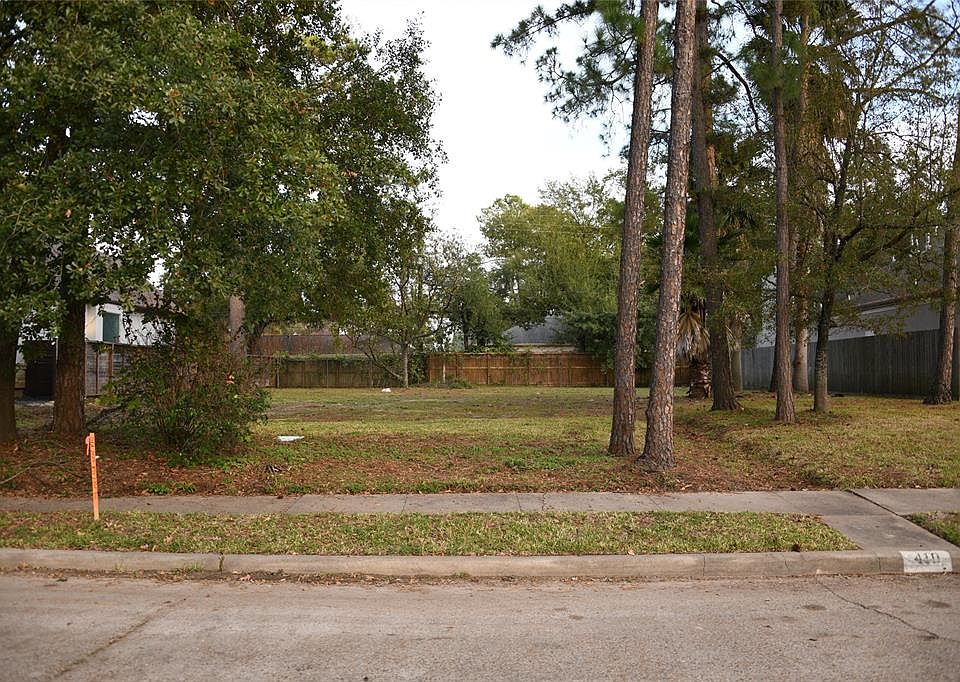 1st image of 410 Gretel Dr