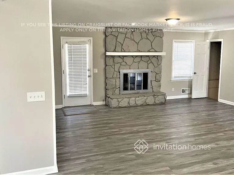 690 Teague Dr NW — Photo 5
