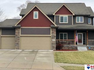 8529 S 101st St, La Vista, NE 68128