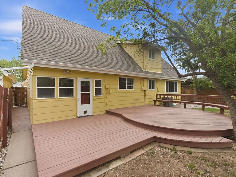 8111 E Briarwood Blvd — Photo 37