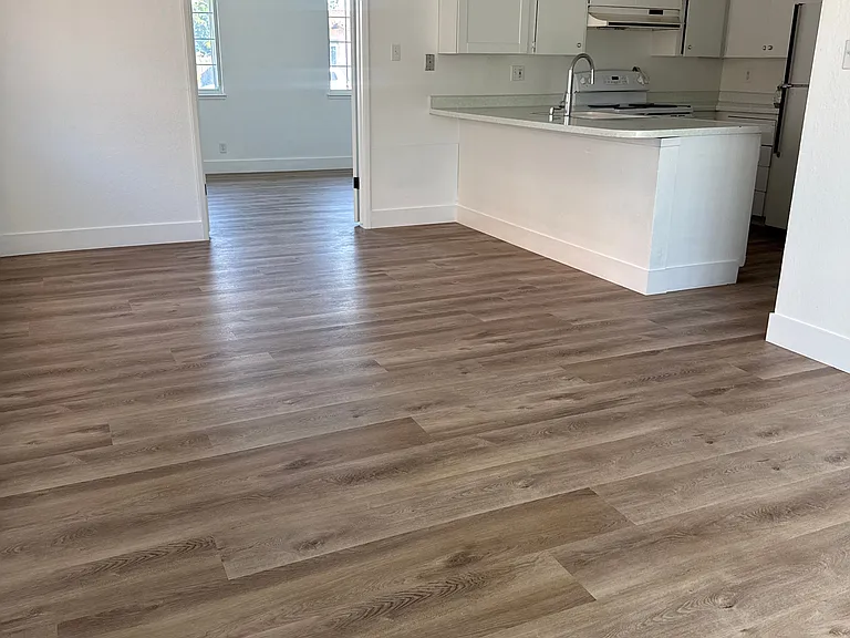 144 Brophy St — Photo 11