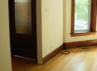 624 W Oakdale Ave APT 1, Chicago, IL 60657