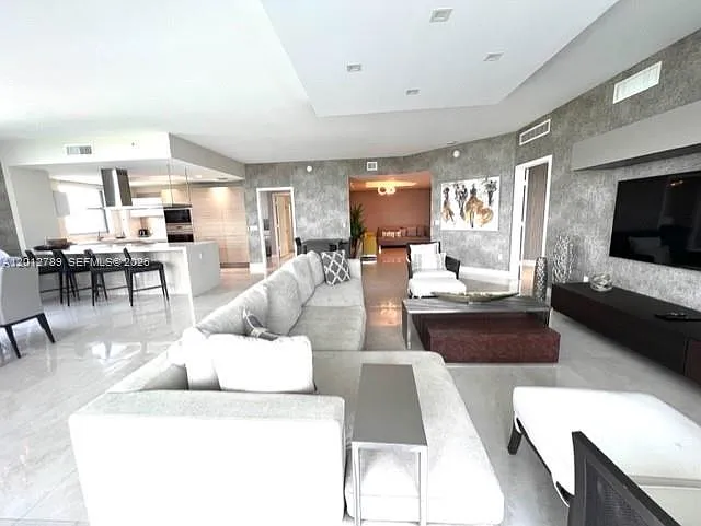 17111 Biscayne Blvd #2102 — Photo 14