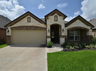 19811 Tacoma Bluff Dr, Cypress, TX 77433