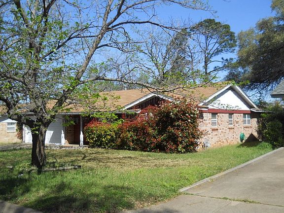 2nd image of 6625 Yolanda Dr