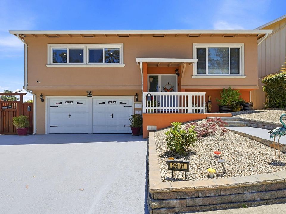 1st image of 2601 Evergreen Dr