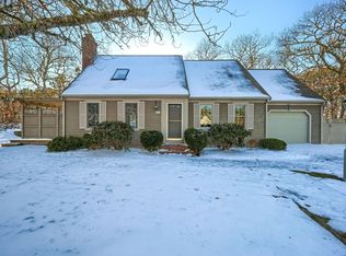 88 Woodstock Dr, Brewster, MA 02631