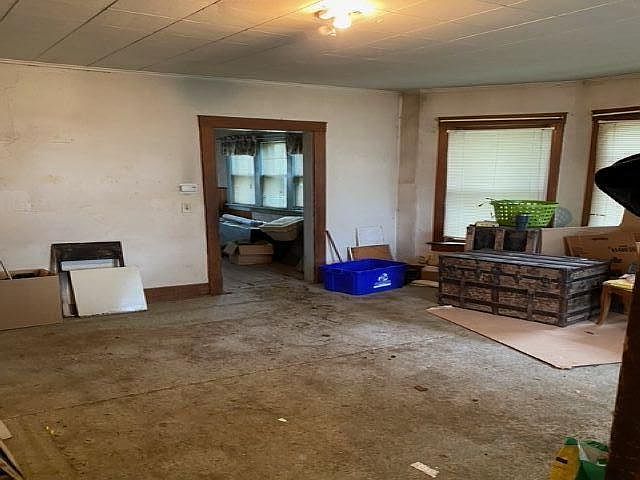 2nd image of 100 E 29th Ave