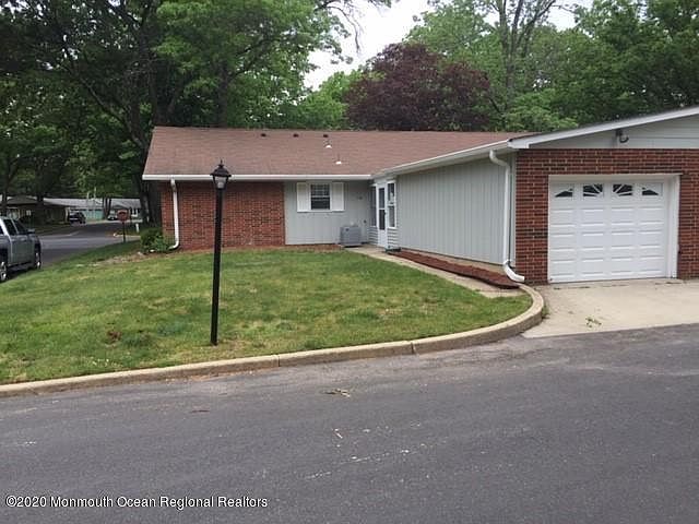 1st image of 74D Dorchester Dr