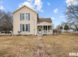 503 NE 3rd St, Aledo, IL 61231