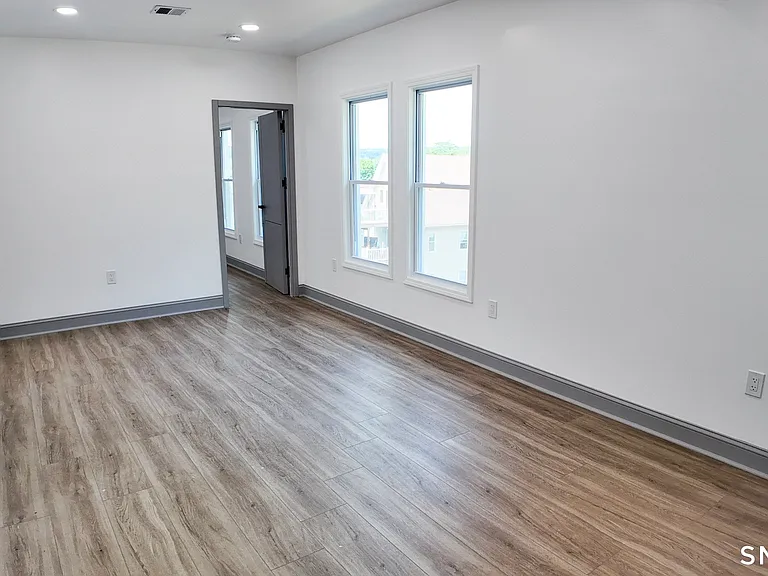 128 Jewett St #2 — Photo 3