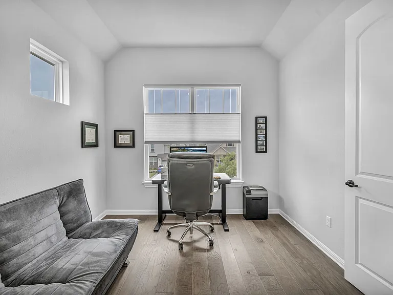 Alouette Dr — Photo 28