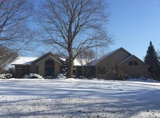 2621 Lucerne Dr, Jackson, MI 49201