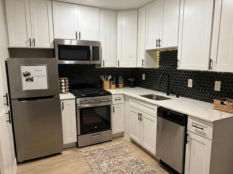 4400 1/2 Avenue B #118 — Photo 6