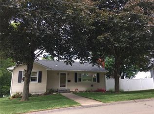 1 4th St, Wallingford, CT 06492