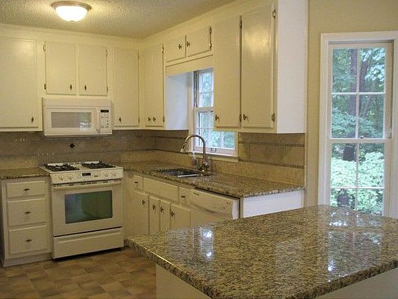 3rd image of 2491 Zachary Woods Dr NW