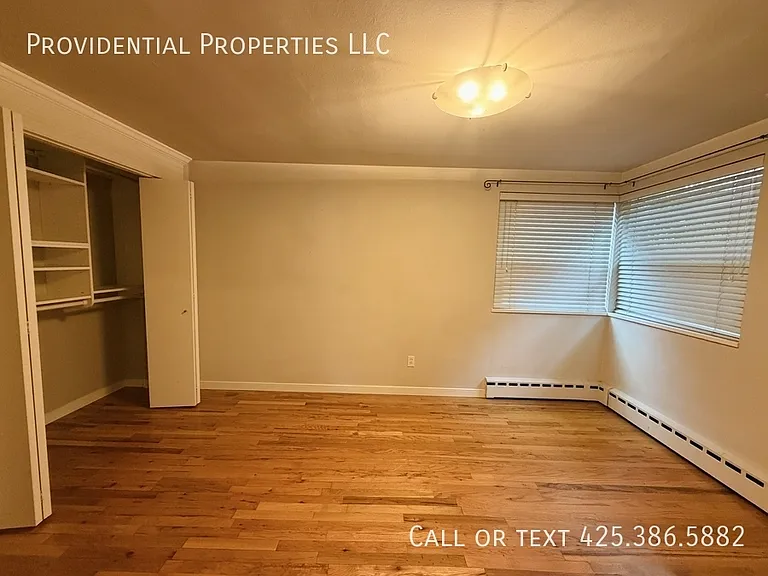 2113 N 37th St #3 — Photo 7