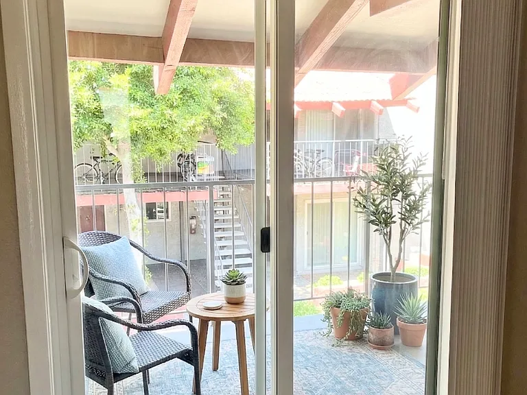 The Haven on 3rd — Photo 7