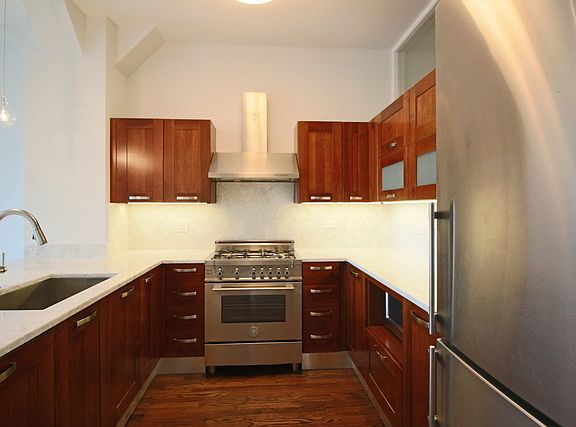 2nd image of 6 N Michigan Ave #802