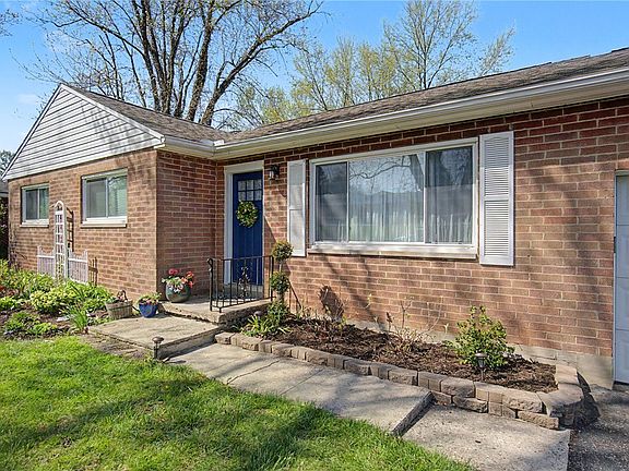 5th image of 3526 Pamona Dr