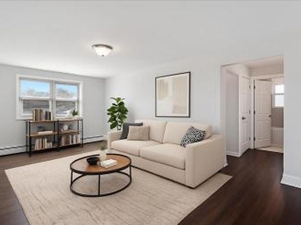 186 Franklin St APT 3D