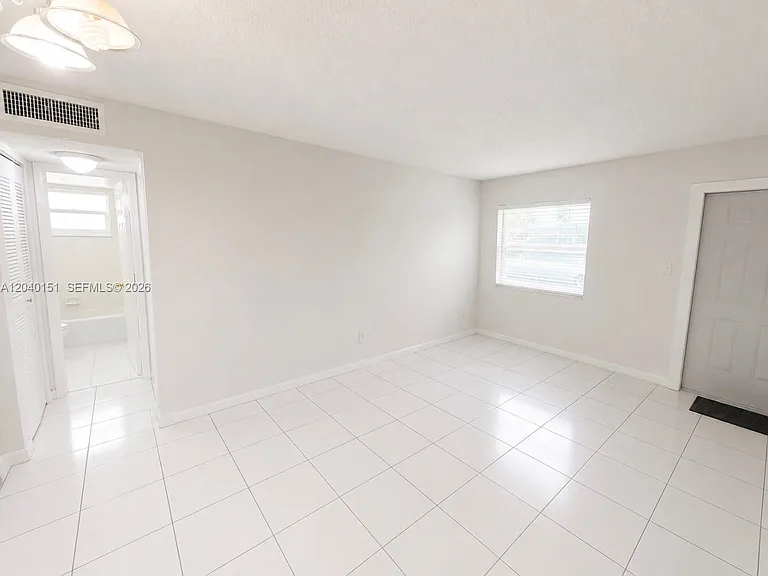 5771 SW 36th Ct #301 — Photo 2