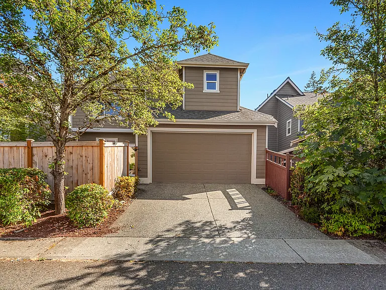 3450 NE Madison Way — Photo 26