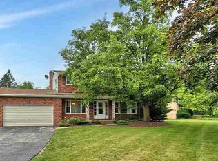 2140 Andover Dr, Dover, PA
