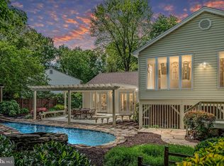 8019 Rockwood Ct, Springfield, VA 22153