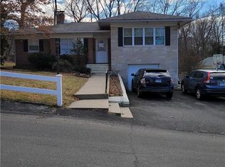 105 White St, Waterbury, CT 06710