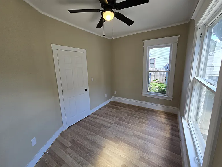 502 Pearl St #1 — Photo 23