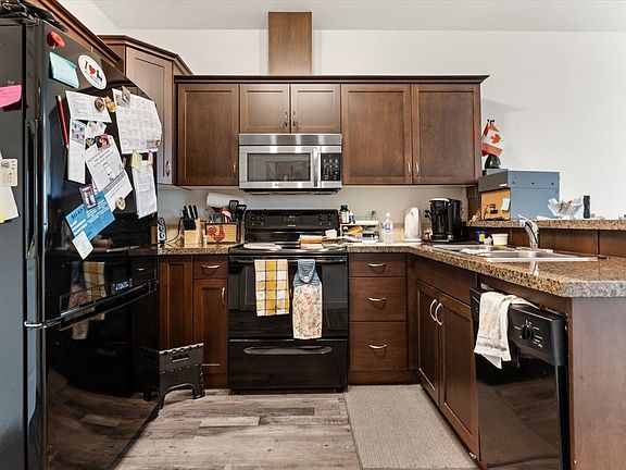 4th image of 8531 Young Rd #313