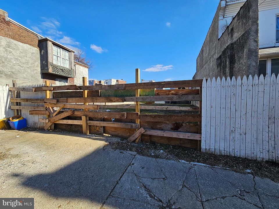 1st image of 2319 N Smedley St