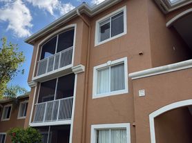 1865 Florida Club Dr, Naples, FL